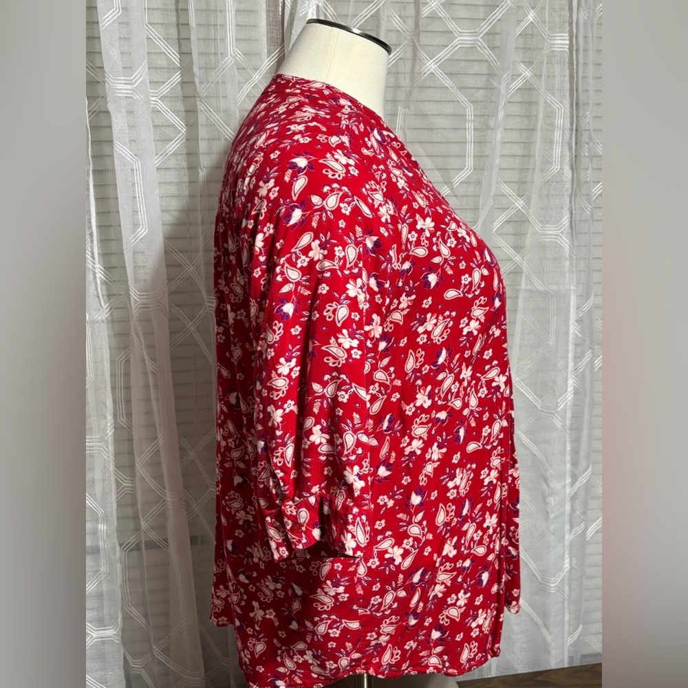 Woman Within 22/24 1X Floral Red Top 3/4 L sleeves button at cuff 30”L 24” p2p - Picture 5 of 9